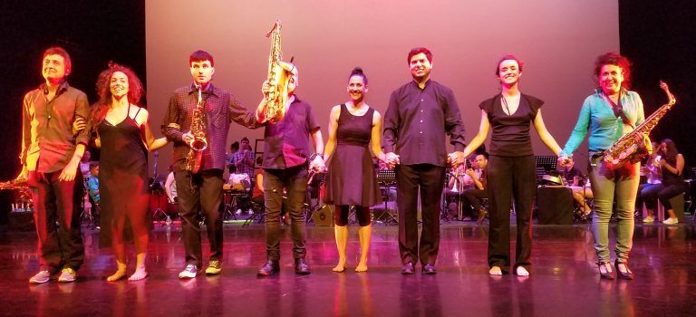 Ymentas Sax Quartet i Deria Rectificadora & Orquestra “Do d’acords” i Baktun Ensemble at Mercat de les Flors Barcelona, 5-6-2018 Ymentas Sax Quartet i Deria Rectificadora & Orquestra “Do d’acords” i Baktun Ensemble at Mercat de les Flors Barcelona, 5-6-2018