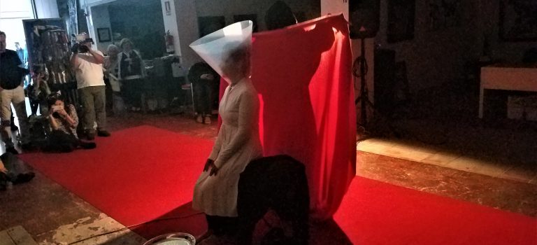 Sit, Sit, Sit, by FAME CHIMICA at Espai 120, L’Hospitalet, 25-5-2019. Sit, Sit, Sit, by FAME CHIMICA at Espai 120, L’Hospitalet, 25-5-2019.
