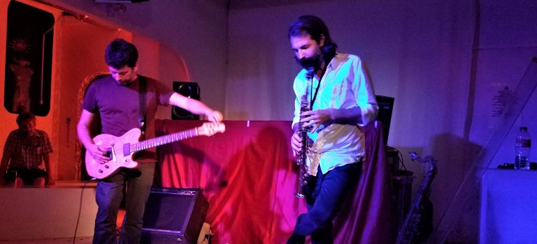 Ferràn Fages & Tom Chant at Màgia Roja, Barcelona, 7-9-2019. Ferràn Fages & Tom Chant at Màgia Roja, Barcelona, 7-9-2019.